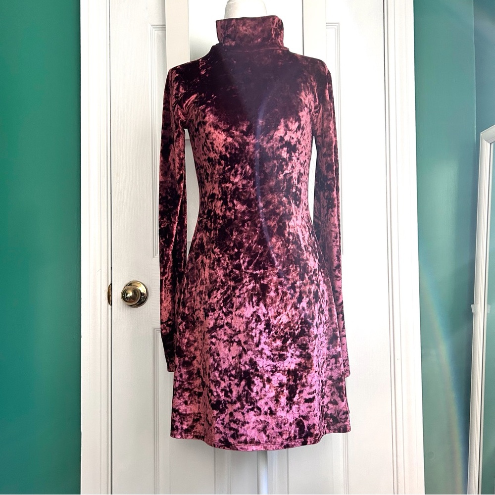 Urban Outfitters Maroon Crushed Velvet Turtleneck Dress Small